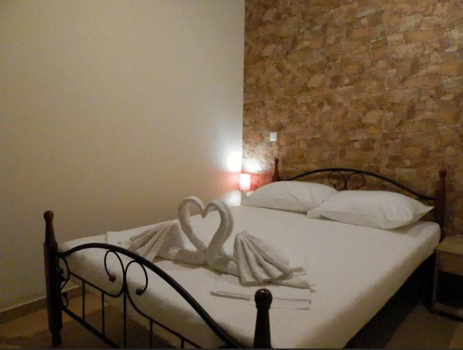 Agora Apartments Ground Floor 基萨莫斯 外观 照片