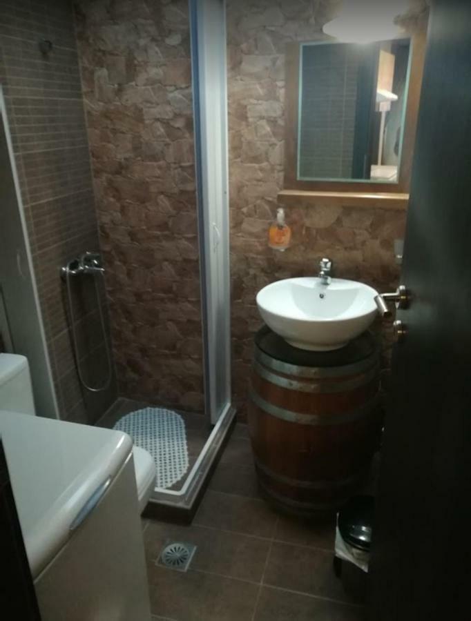 Agora Apartments Ground Floor 基萨莫斯 外观 照片